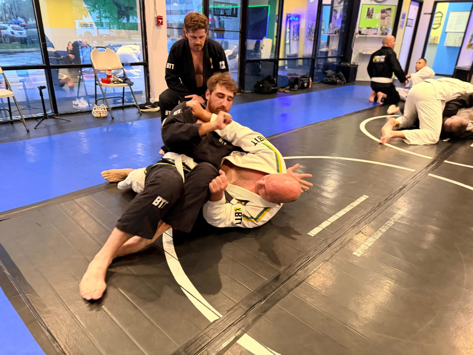 Working a position during a live round